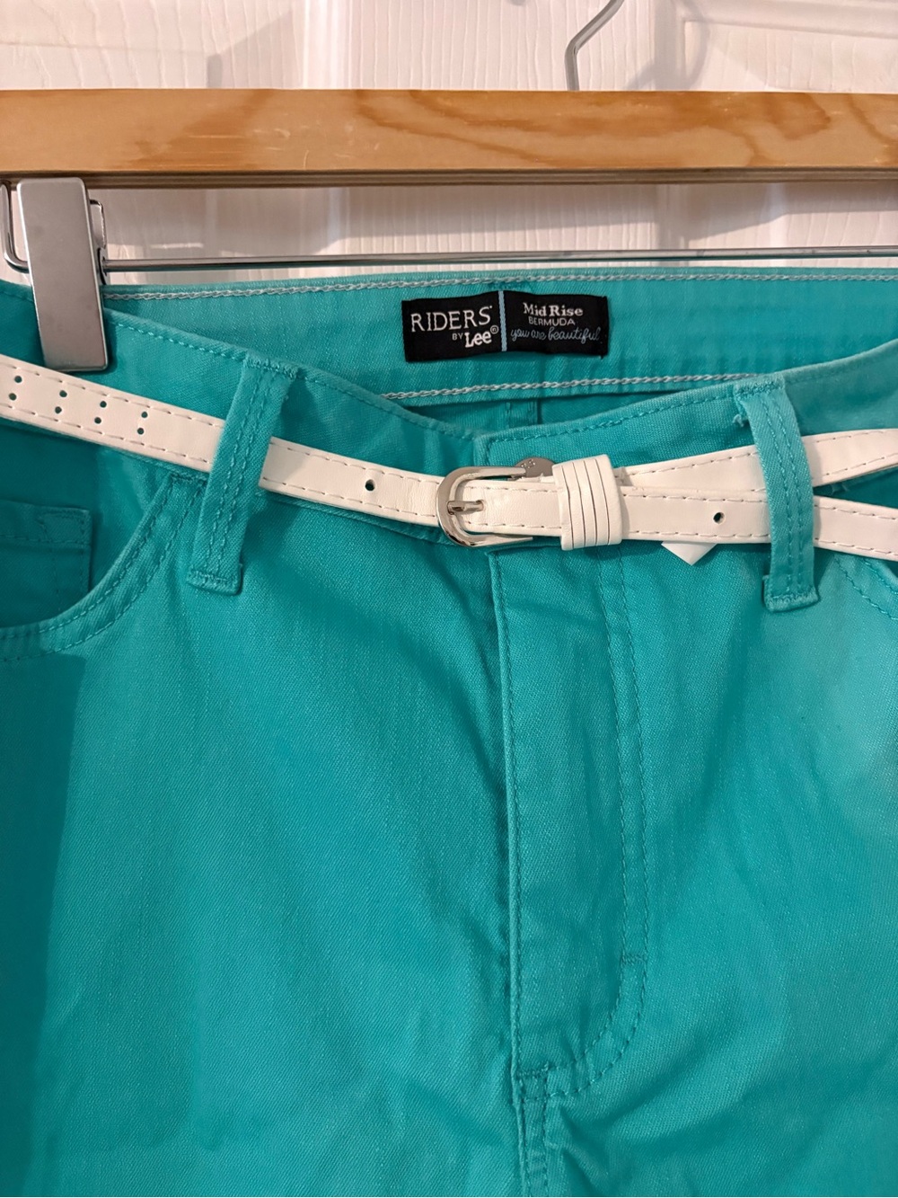 Turquoise Bermuda Shorts Size 12 Mid Rise Belted Riders by Lee - Picture 4 of 6